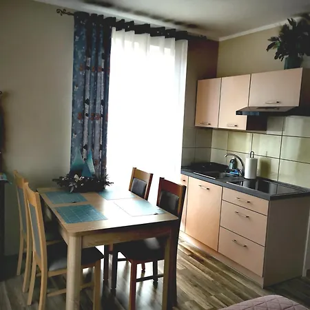 Przy Stoku Wilcza * קרפאז'