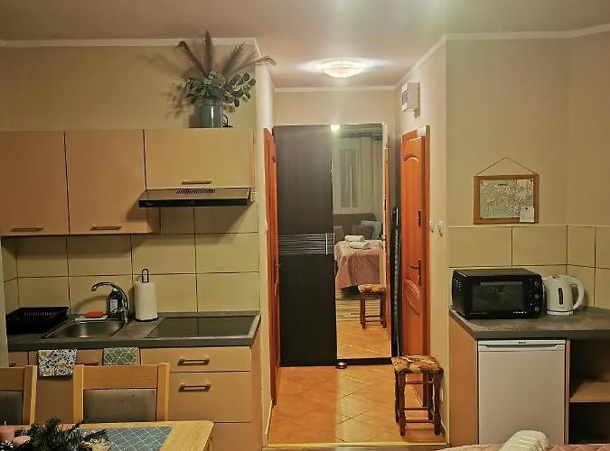 Przy Stoku Wilcza * קרפאז'